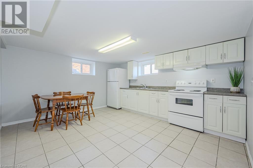 15 Summit Crescent, Guelph, Ontario  N1H 1S2 - Photo 27 - 40639710