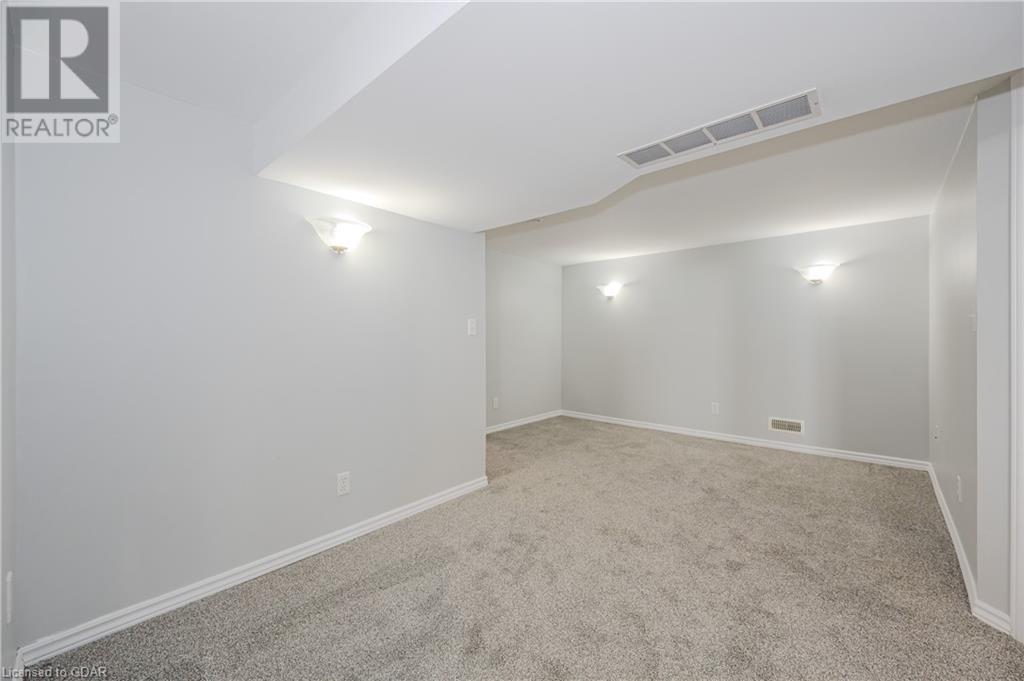 15 Summit Crescent, Guelph, Ontario  N1H 1S2 - Photo 31 - 40639710