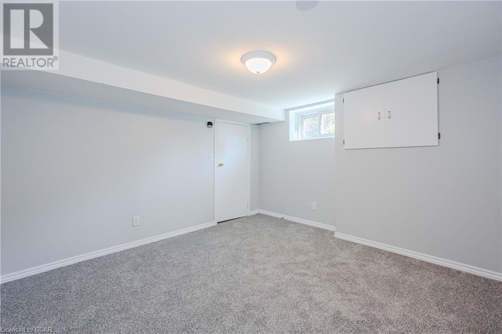 15 Summit Crescent, Guelph, Ontario  N1H 1S2 - Photo 34 - 40639710