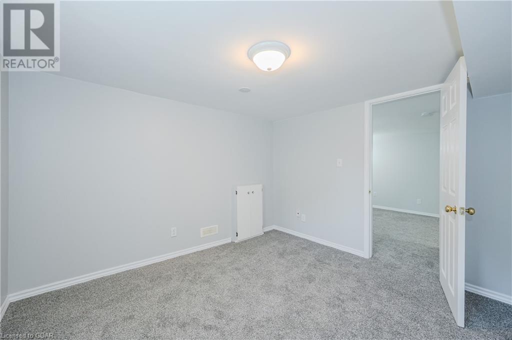 15 Summit Crescent, Guelph, Ontario  N1H 1S2 - Photo 35 - 40639710