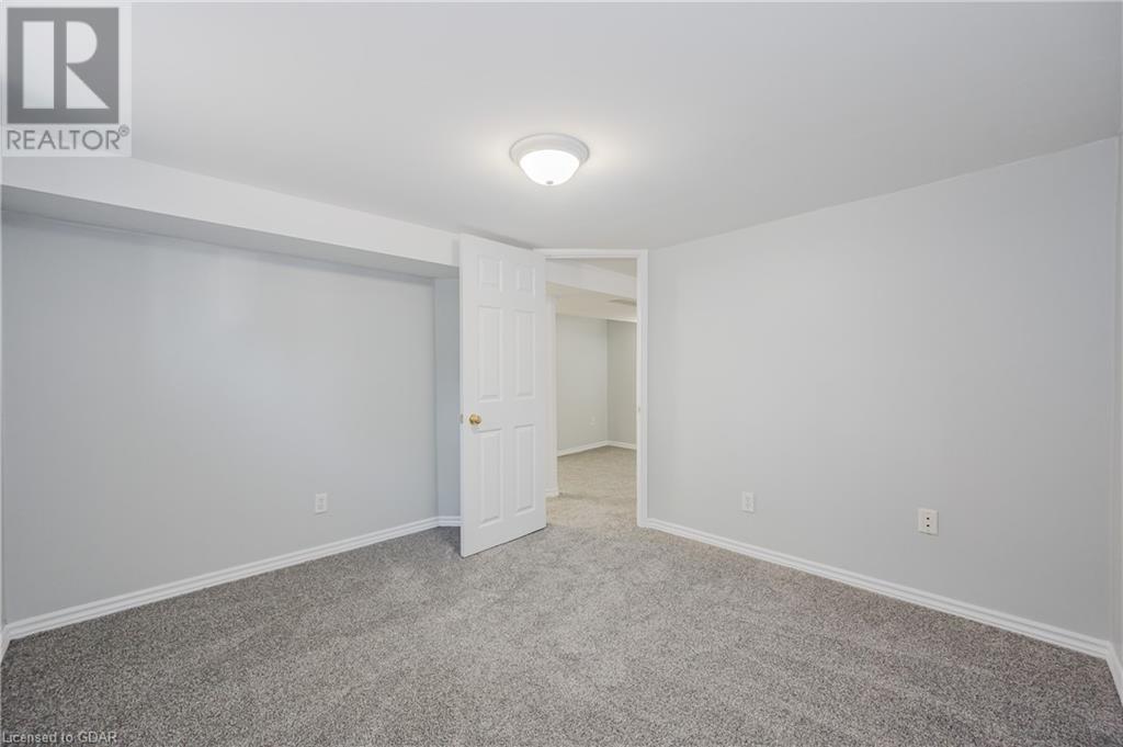 15 Summit Crescent, Guelph, Ontario  N1H 1S2 - Photo 36 - 40639710