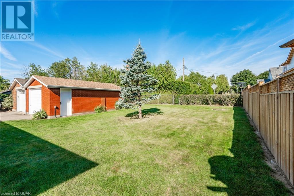 15 Summit Crescent, Guelph, Ontario  N1H 1S2 - Photo 43 - 40639710