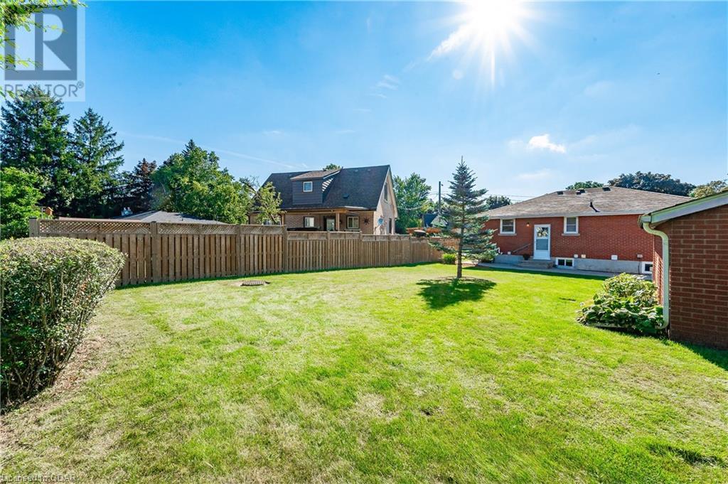 15 Summit Crescent, Guelph, Ontario  N1H 1S2 - Photo 47 - 40639710