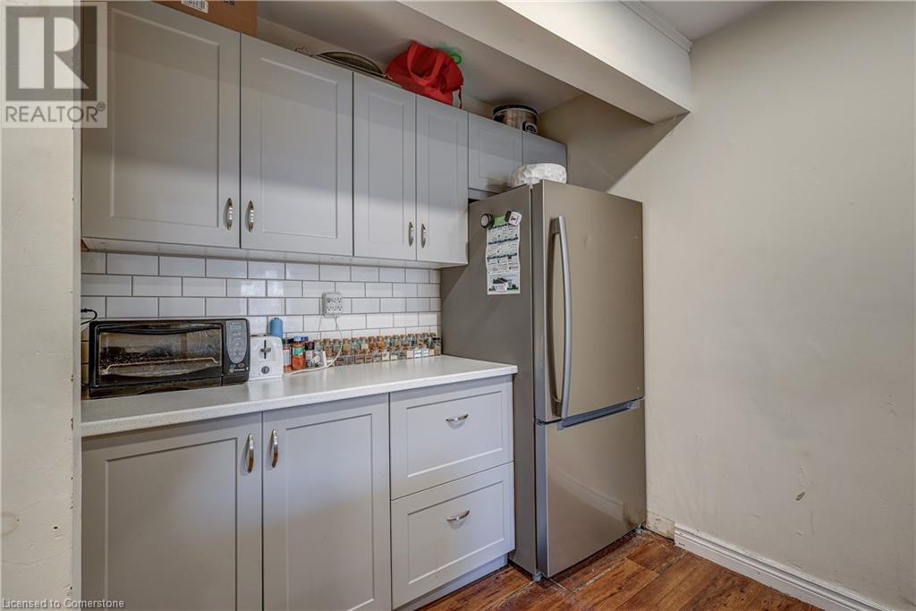 353 Central Avenue, London, Ontario  N6B 2E3 - Photo 8 - 40637448