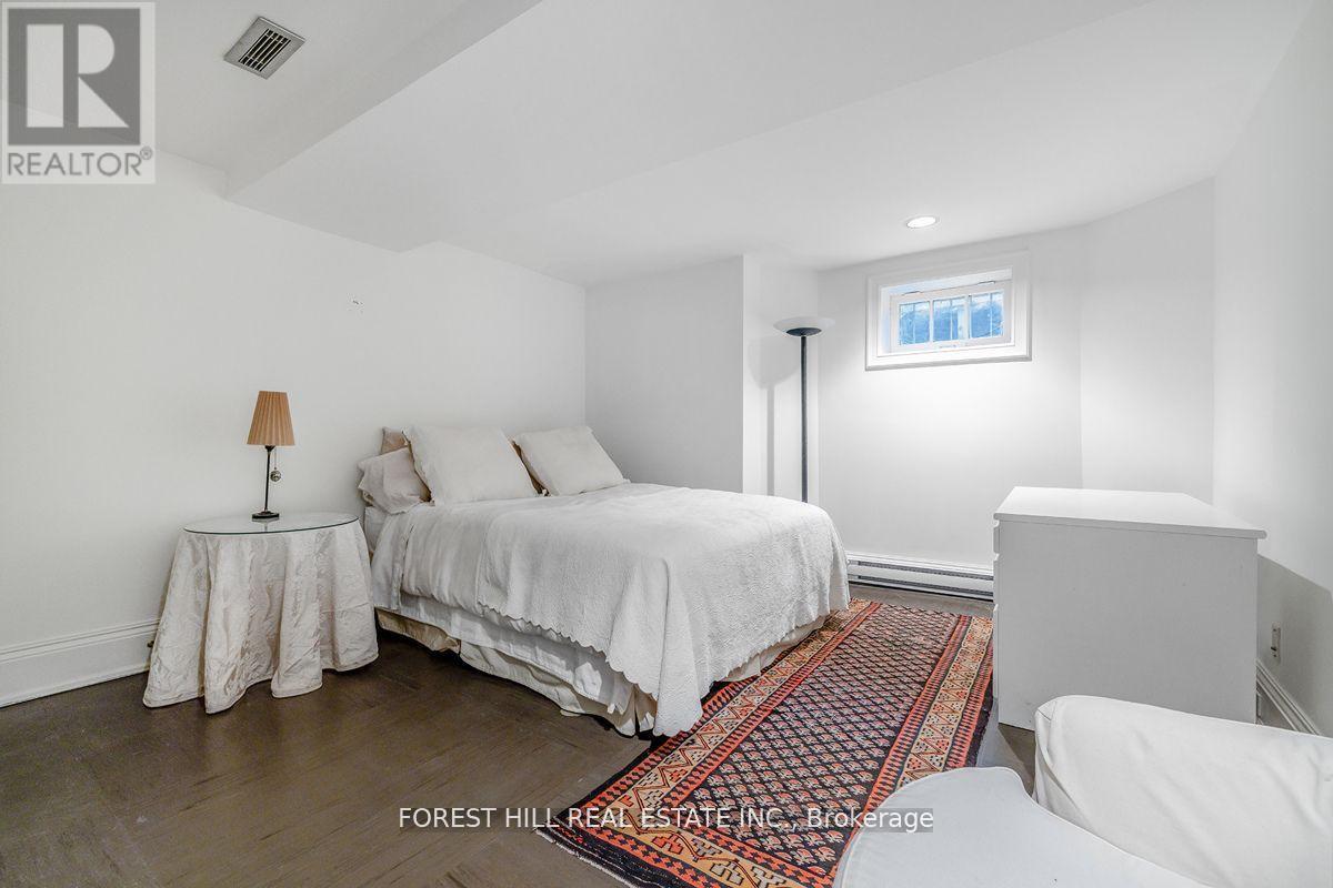 110 Old Forest Hill Road, Toronto, Ontario  M5P 2R9 - Photo 31 - C9295329