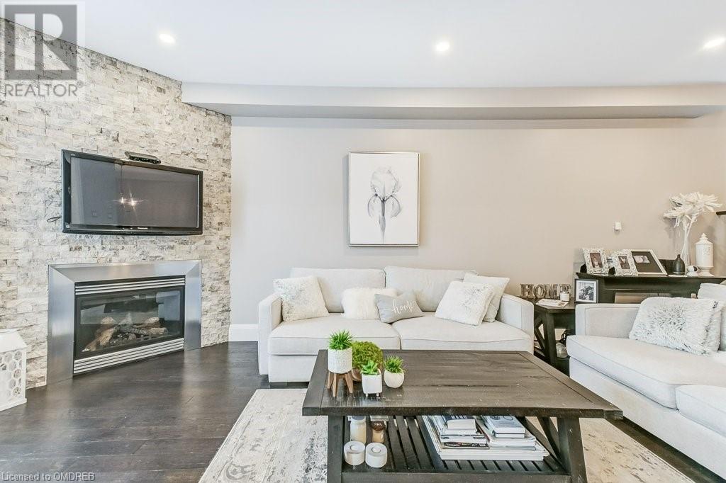 2388 Stone Glen Crescent, Oakville, Ontario  L6M 0C7 - Photo 16 - 40588866