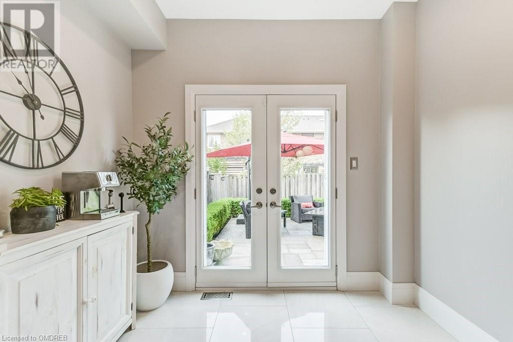 2388 Stone Glen Crescent, Oakville, Ontario  L6M 0C7 - Photo 23 - 40588866