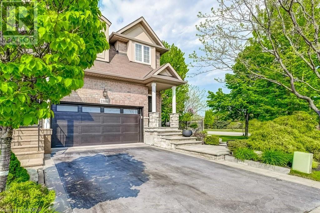 2388 Stone Glen Crescent, Oakville, Ontario  L6M 0C7 - Photo 3 - 40588866