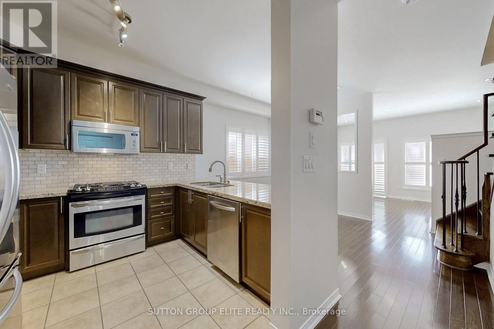 5162 Angel Stone Drive, Mississauga (Churchill Meadows), Ontario  L5M 0L4 - Photo 6 - W9295311