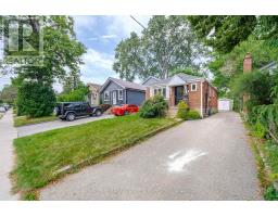 10 STRUTHERS STREET, toronto (mimico), Ontario