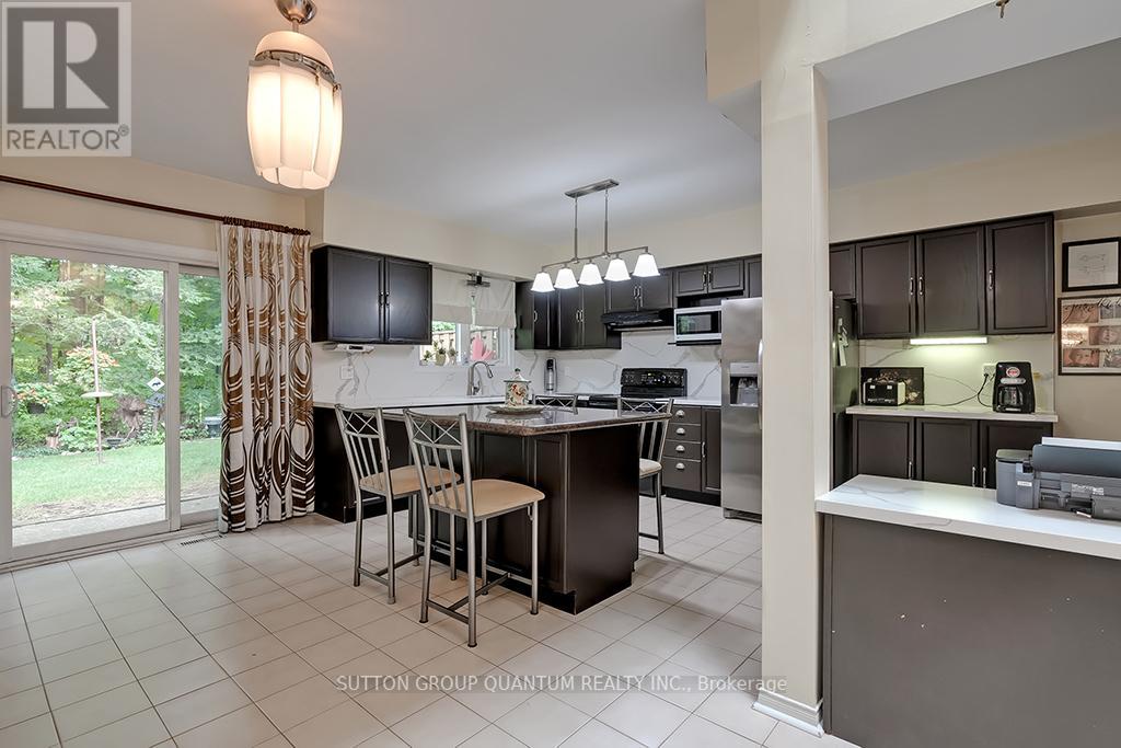 44 - 1180 Walden Circle, Mississauga (Clarkson), Ontario  L5J 4J9 - Photo 6 - W9295664