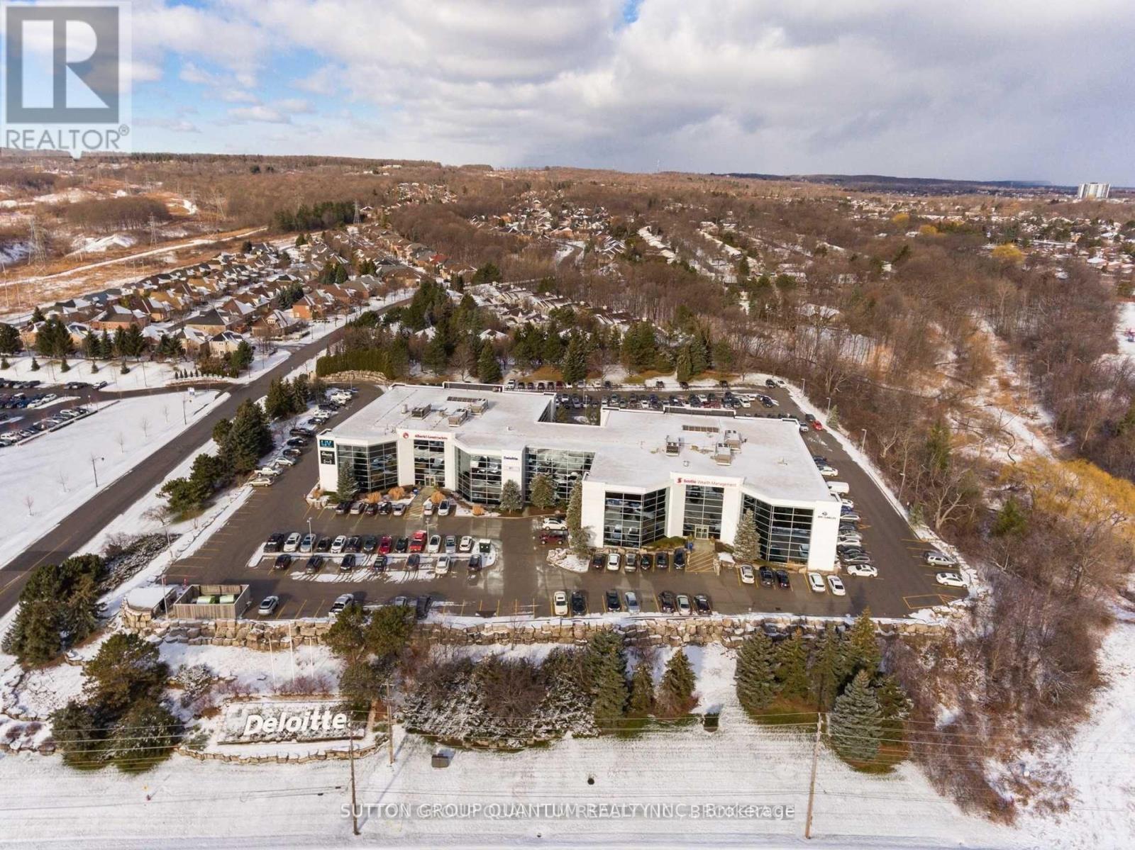 300 - 1005 SKYVIEW DRIVE, Burlington, Ontario