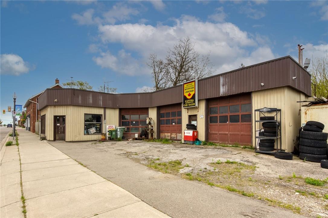 39 Talbot Street W, Cayuga, Ontario  N0A 1E0 - Photo 1 - H4194014