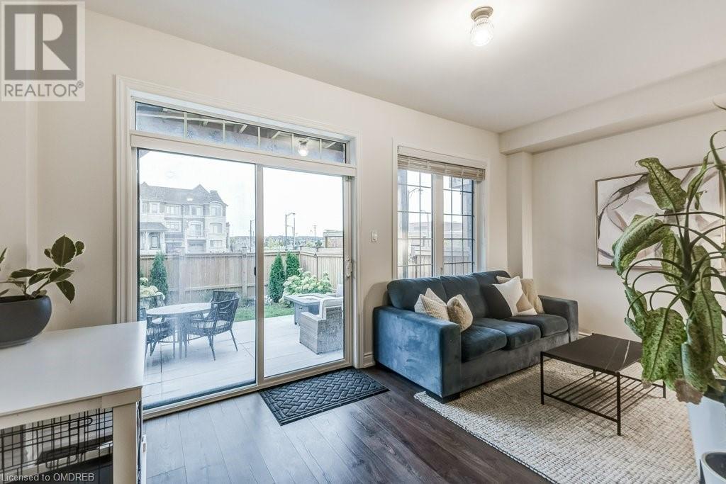 3 Farooq Boulevard, Woodbridge, Ontario  L4H 4P3 - Photo 5 - 40640391