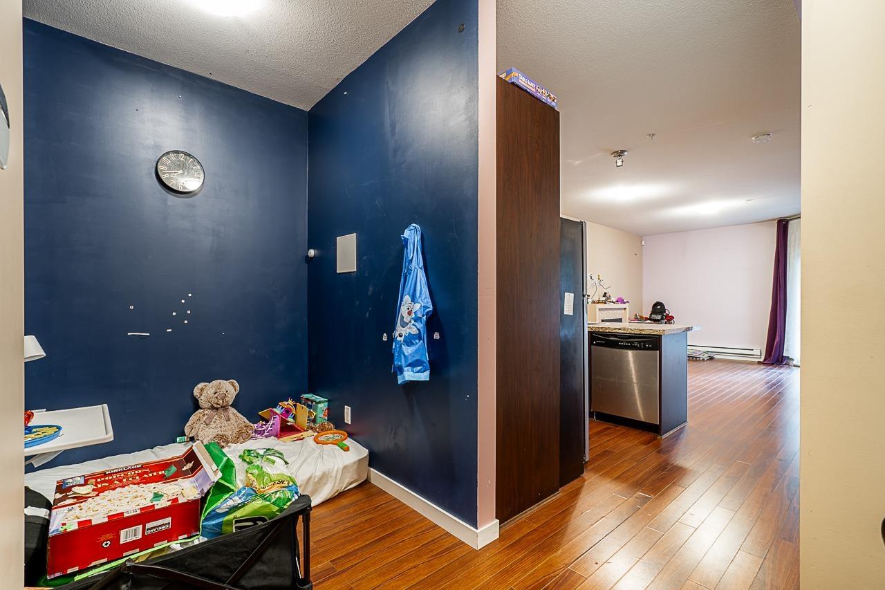 109 14960 102a Avenue, Surrey, British Columbia  V3R 6A3 - Photo 4 - R2919509