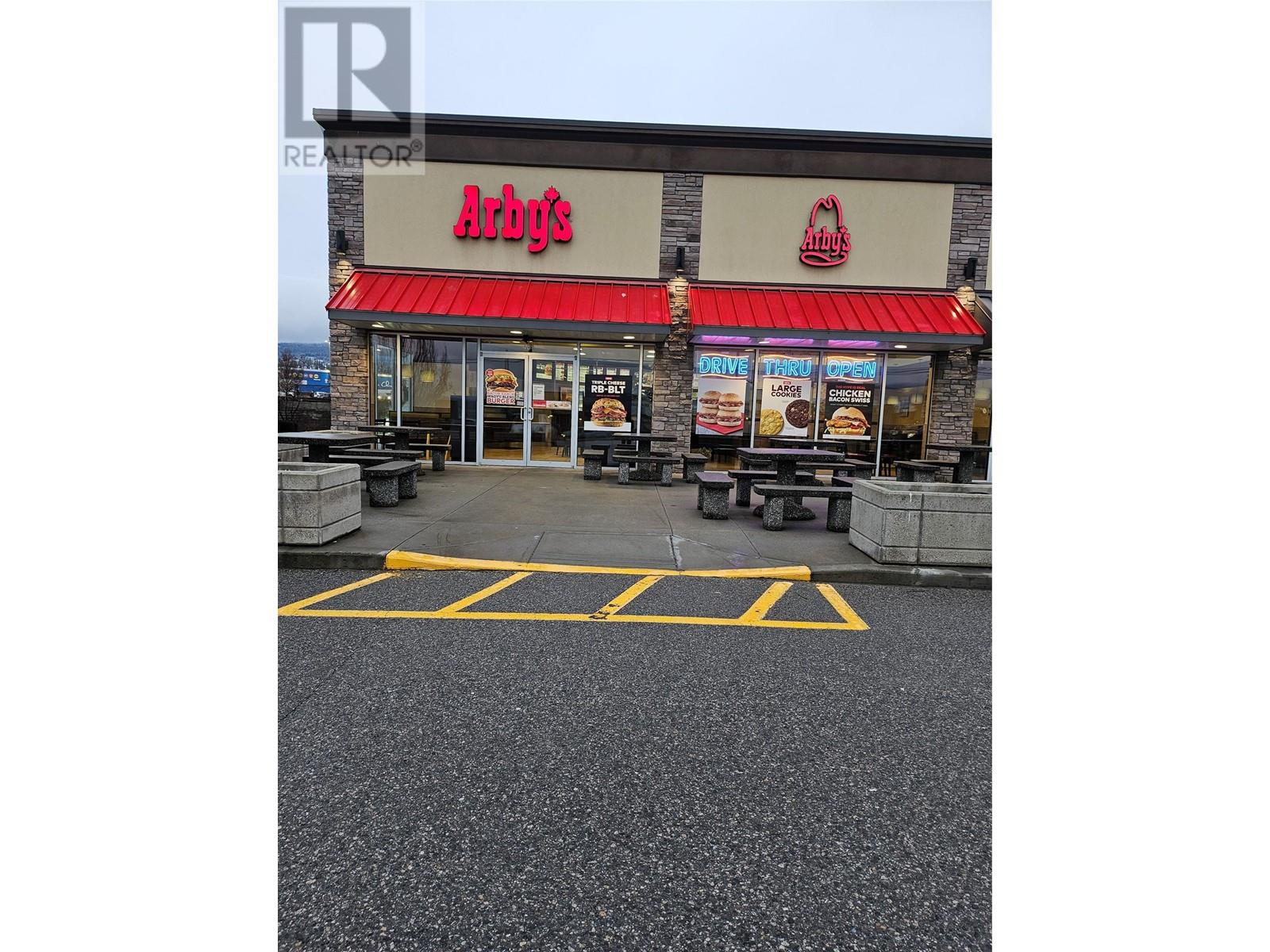 Property at 3031 Louie Drive Unit# 401 image 2