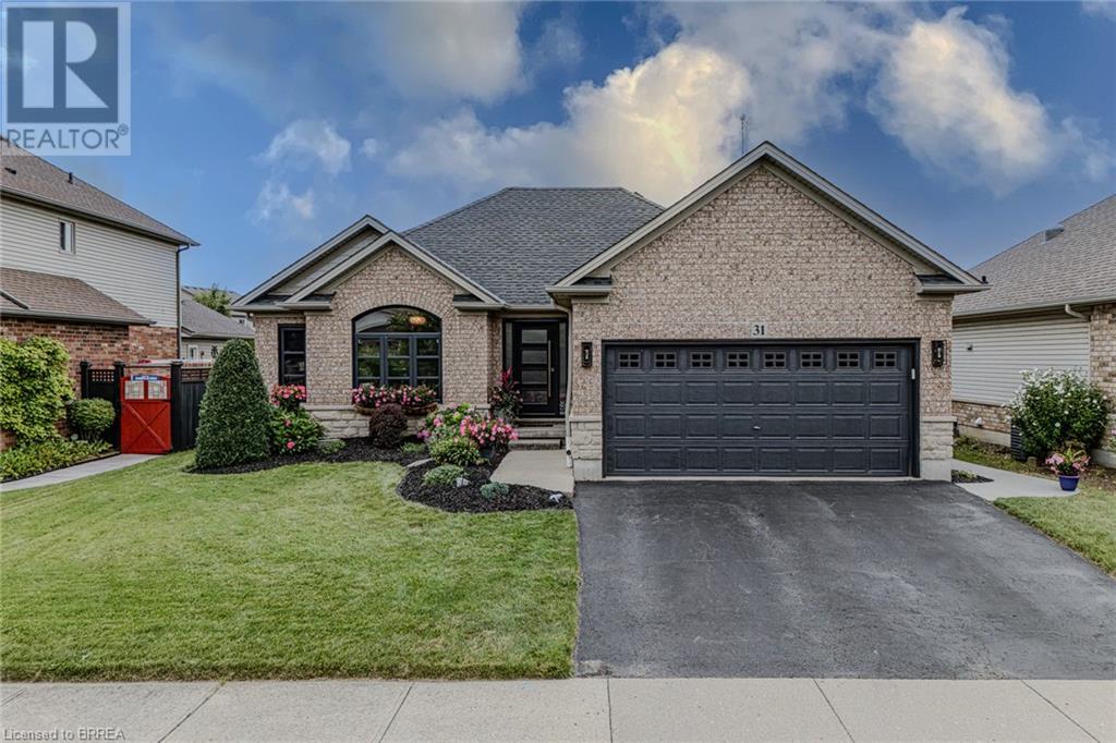 31 IRONGATE Drive, paris, Ontario