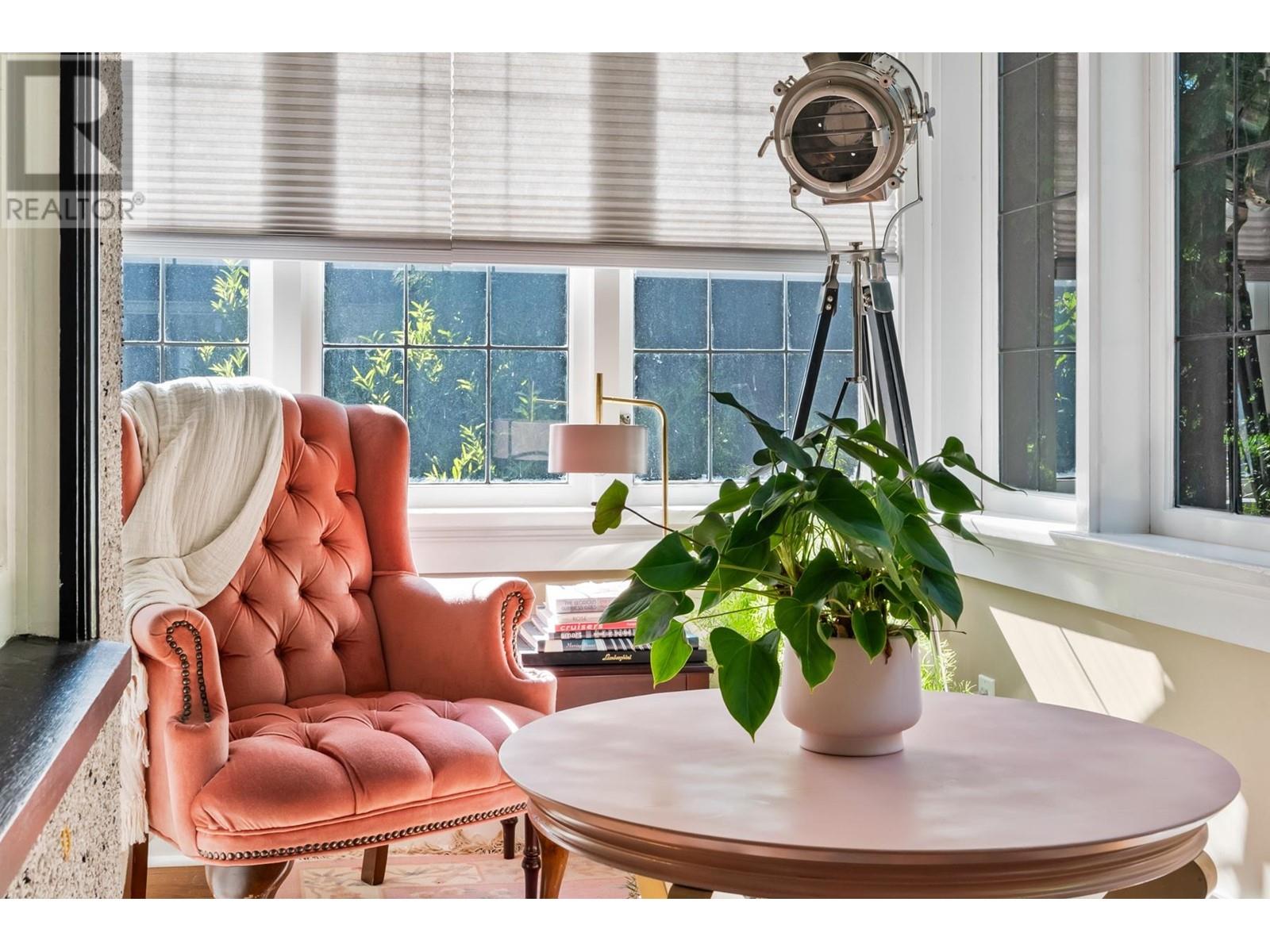 Listing Picture 6 of 40 : 2066 W 42ND AVENUE, Vancouver / 溫哥華 - 魯藝地產 Yvonne Lu Group - MLS Medallion Club Member