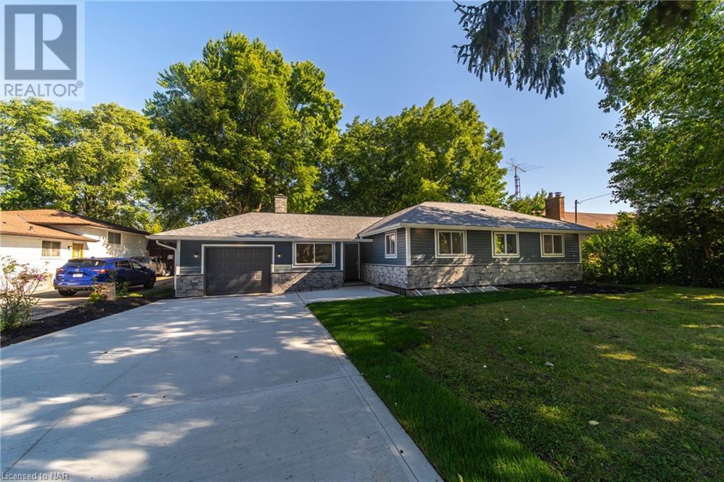 6611 O'neil Street, Niagara Falls, Ontario  L2J 1M9 - Photo 1 - 40636731