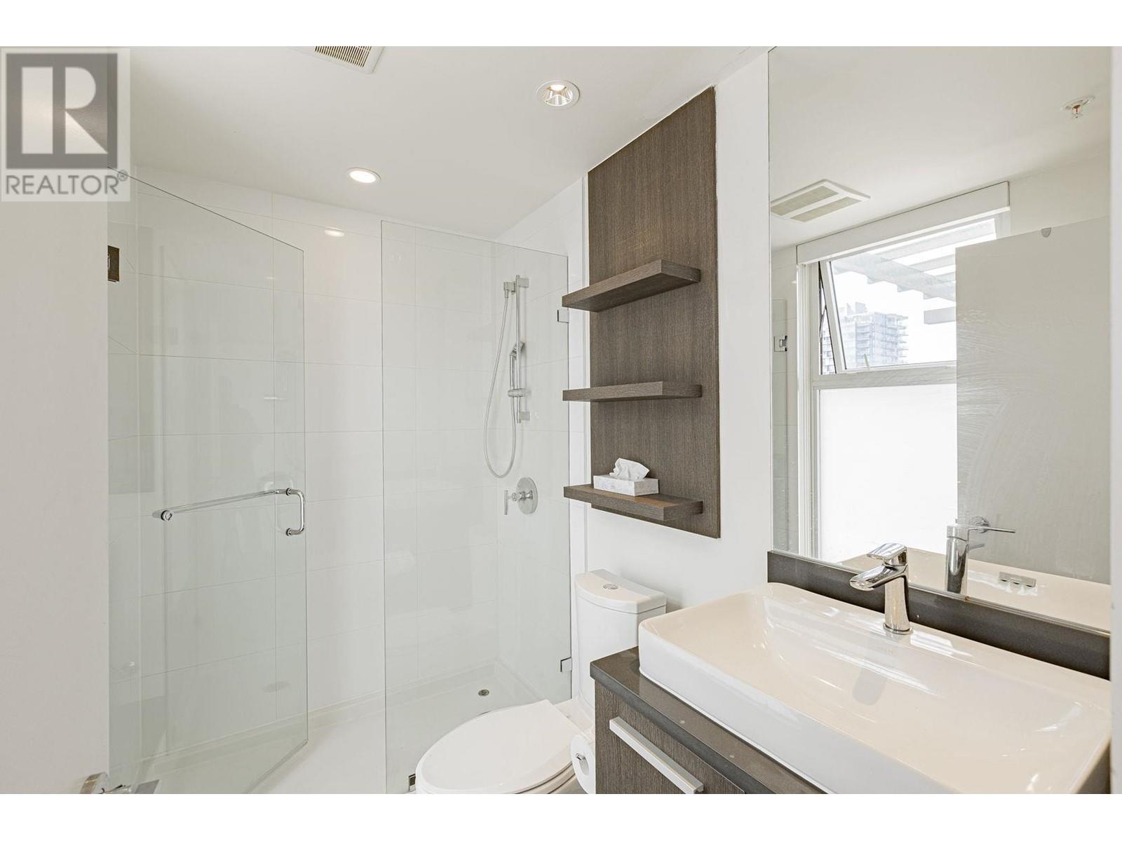 3002 3007 Glen Drive, Coquitlam, British Columbia  V3B 0L8 - Photo 21 - R2916852