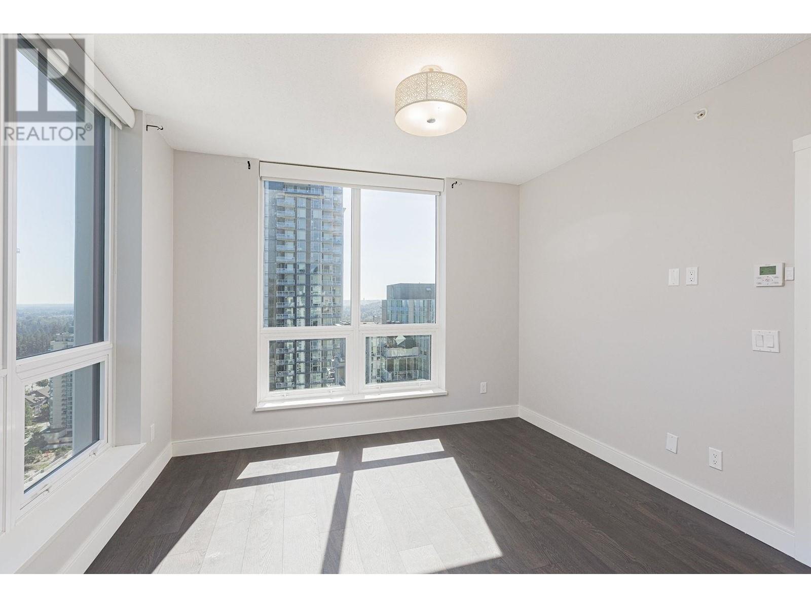 3002 3007 Glen Drive, Coquitlam, British Columbia  V3B 0L8 - Photo 10 - R2916852