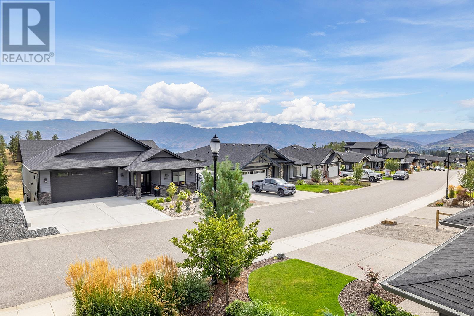 2558 Crown Crest Drive West Kelowna