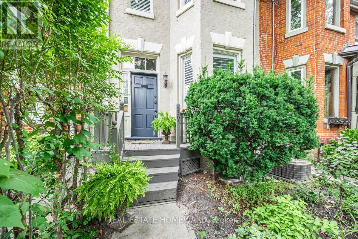 305 Sumach Street, Toronto (Cabbagetown-South St. James Town), Ontario  M5A 3K4 - Photo 4 - C9050982