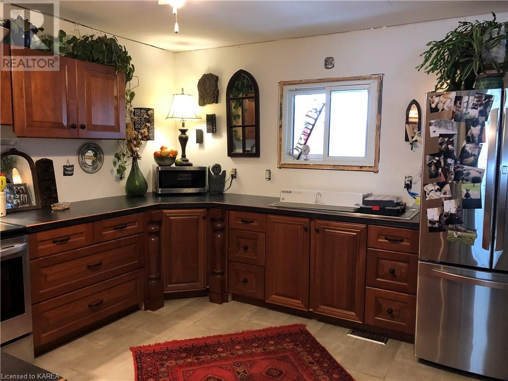 2610 Rutledge Road, Sydenham, Ontario  K0H 2T0 - Photo 38 - 40640943