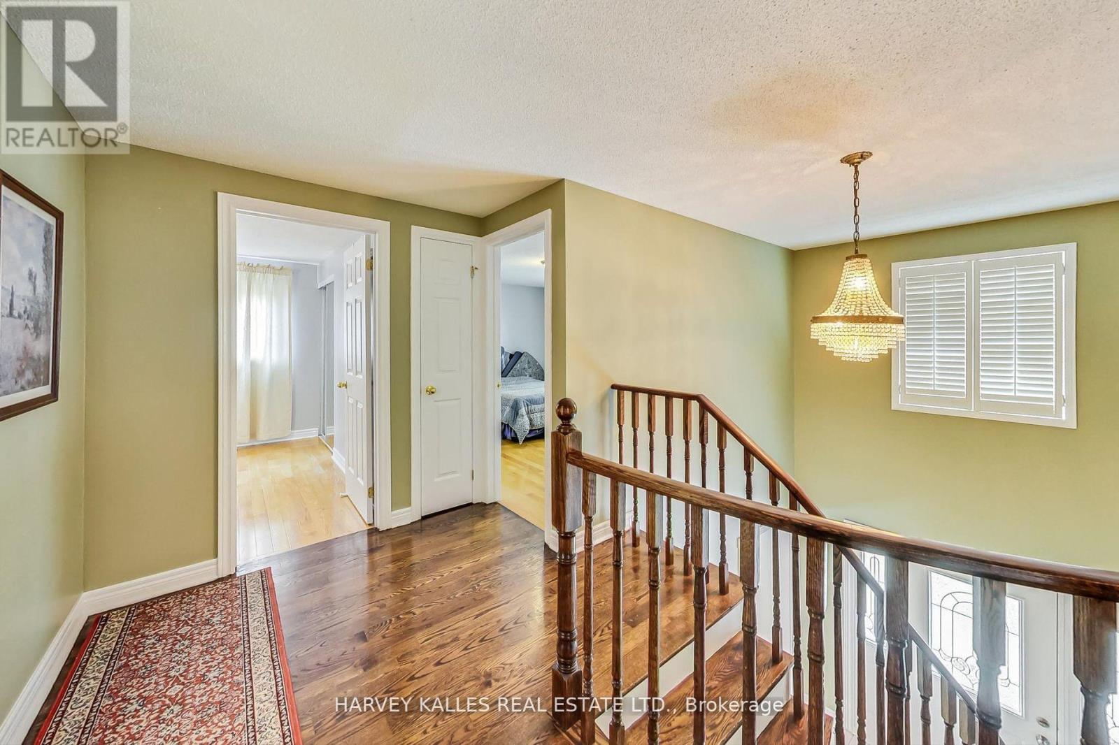 25 Groveleaf Road, Toronto, Ontario  M1S 4X7 - Photo 17 - E9296494