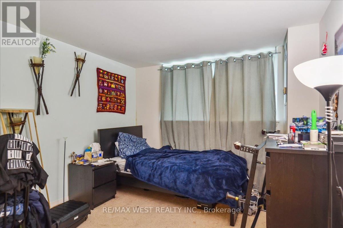 Th#111 - 220 Forum Drive, Mississauga, Ontario  L4Z 4K1 - Photo 9 - W9296479