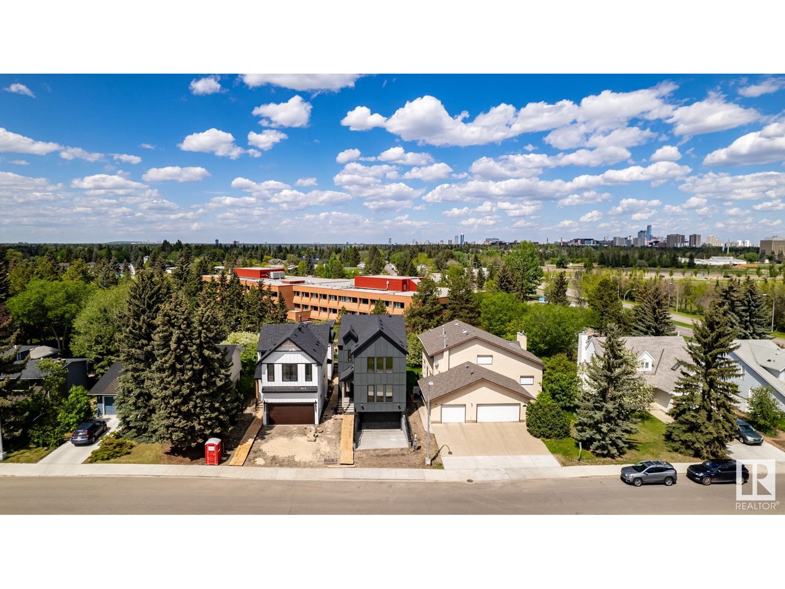 12304 62 Av Nw, Edmonton, Alberta  T6H 1N4 - Photo 2 - E4404620