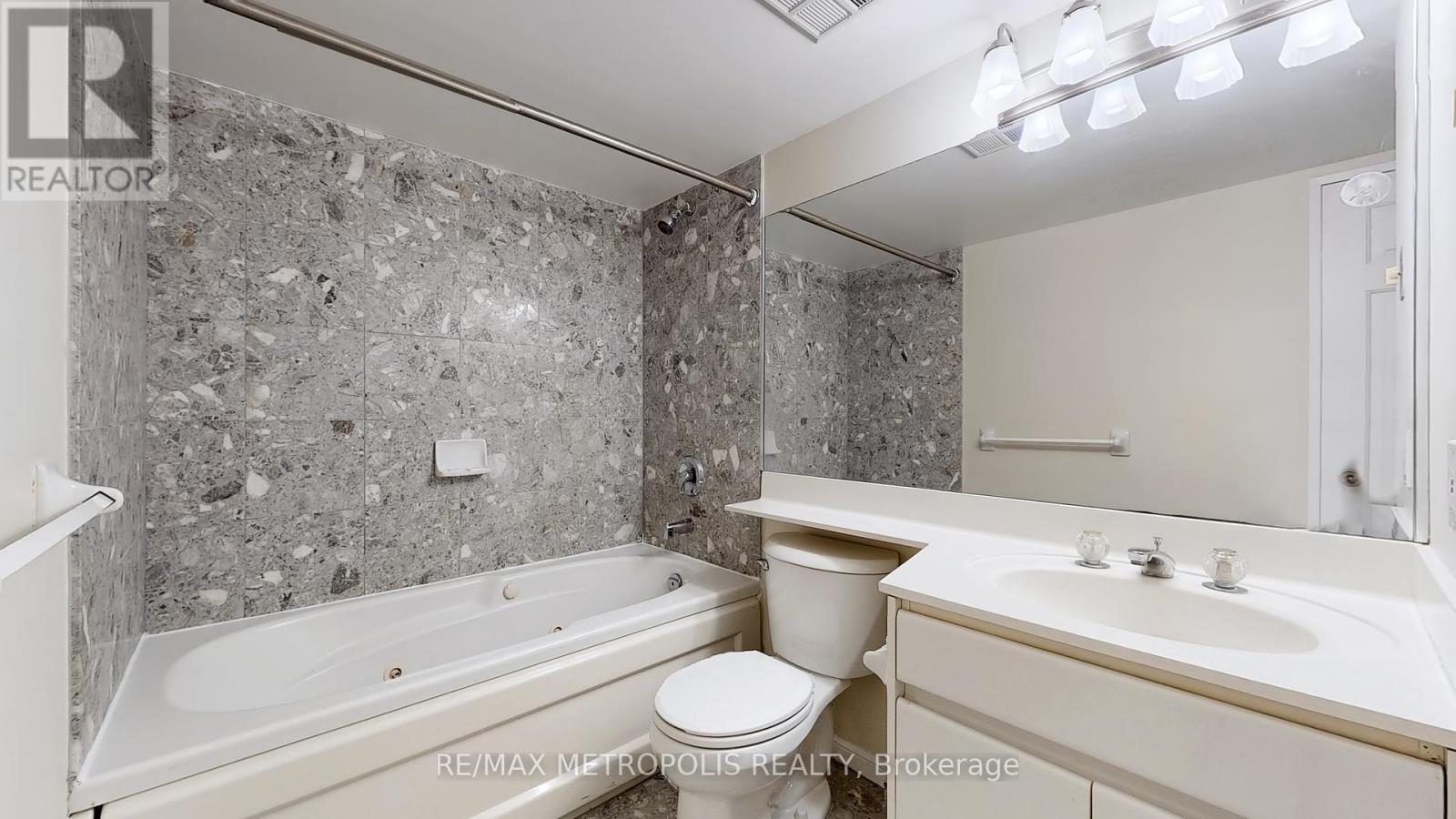 810 - 7 Carlton Street, Toronto, Ontario  M5B 2M3 - Photo 6 - C9296574