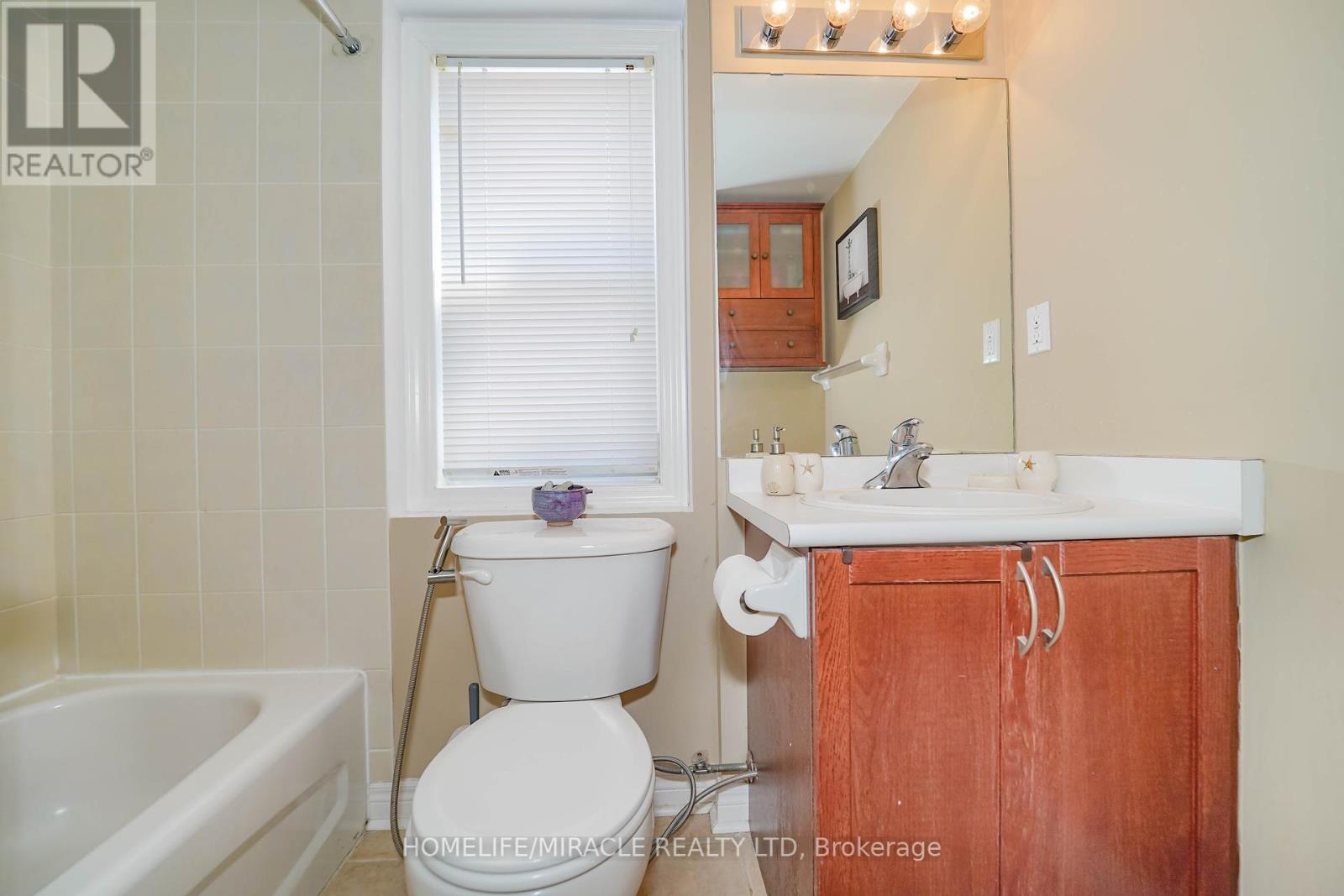 1 Corner Lane, Toronto, Ontario  M1K 5M6 - Photo 26 - E9296531