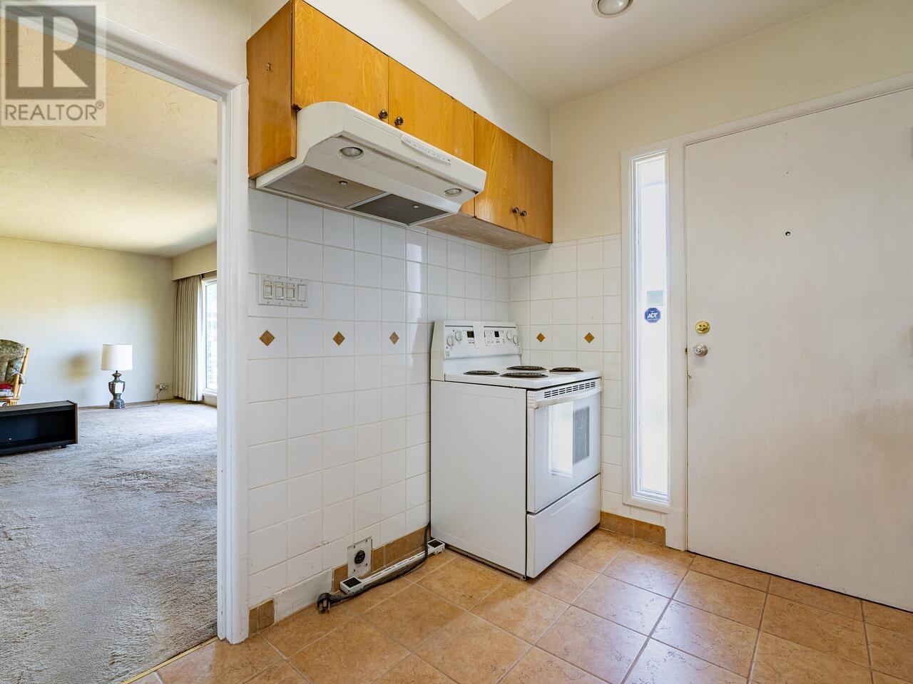 2640 E 23rd Avenue, Vancouver, British Columbia  V5R 1A6 - Photo 4 - R2919464
