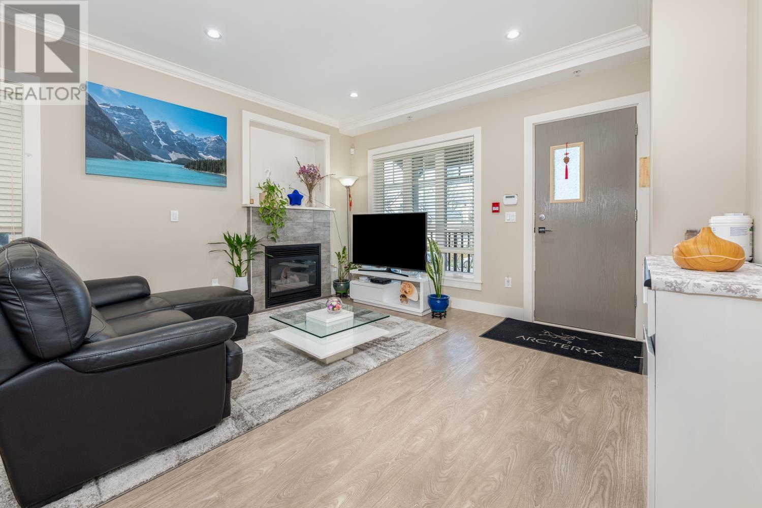 201 4573 Slocan Street, Vancouver, British Columbia  V5R 1Z8 - Photo 4 - R2920020