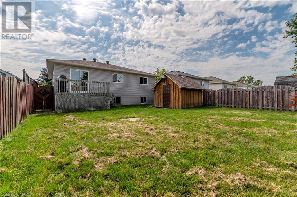 20 Caledonia Avenue, Caledonia, Ontario  N3W 2L1 - Photo 17 - 40620895