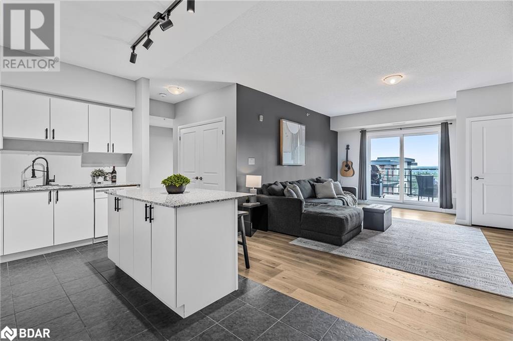 306 Essa Road, Barrie, Ontario  L4N 9C5 - Photo 4 - 40641019