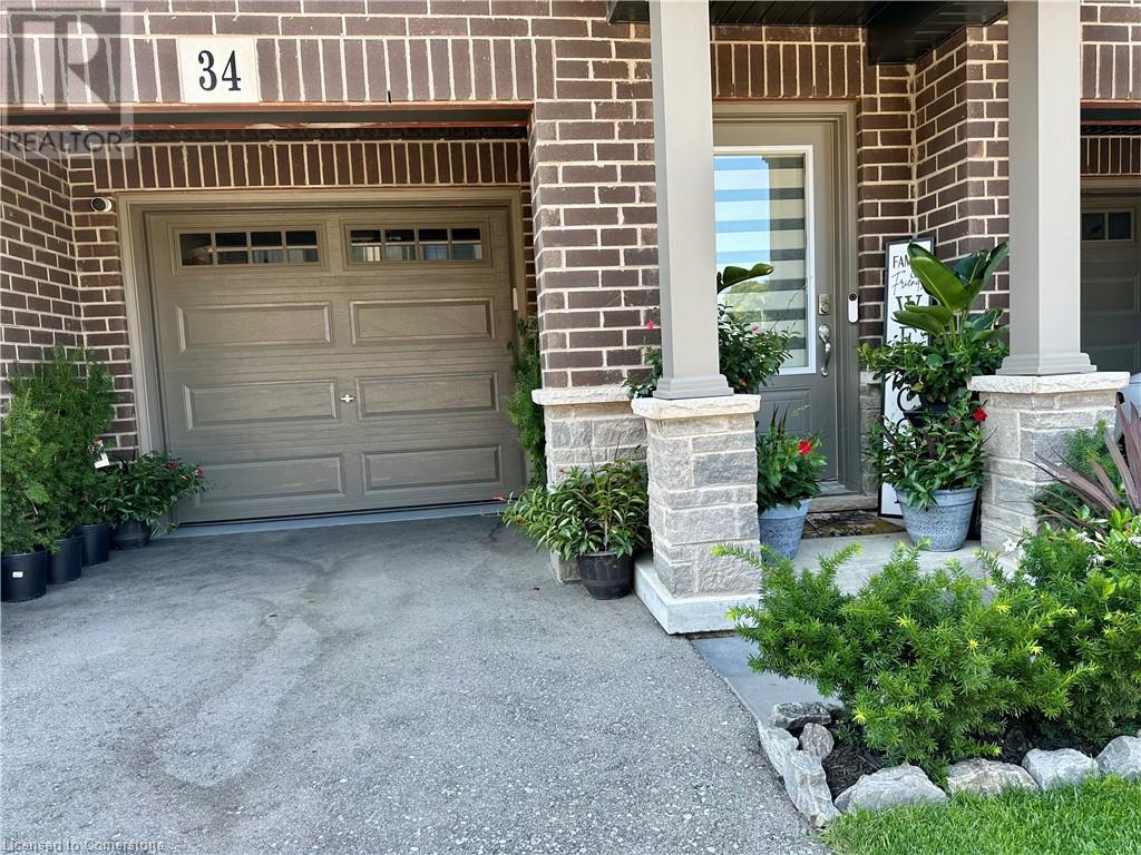 124 Compass Trail Unit# 34, Cambridge, Ontario  N3E 0E3 - Photo 2 - 40640820