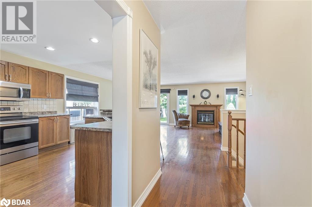 69 Miller Drive, Barrie, Ontario  L4N 9X2 - Photo 6 - 40641038