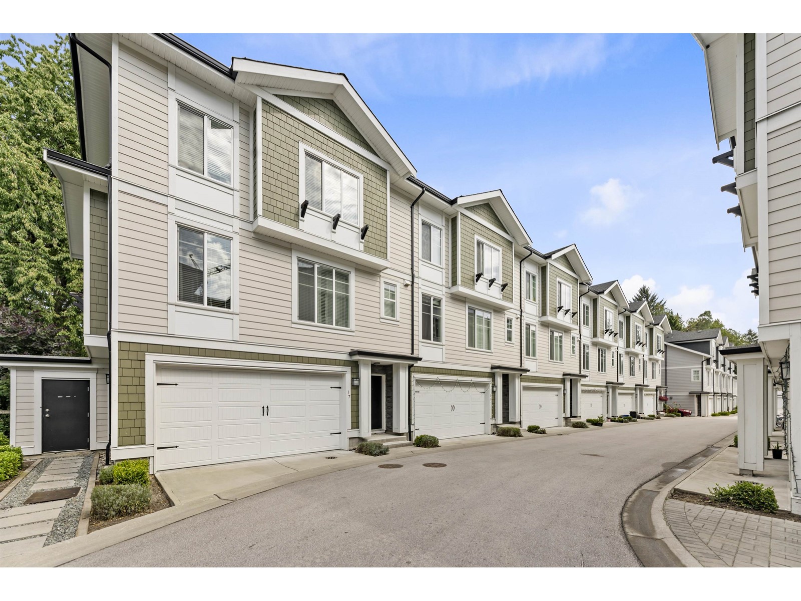 16 14499 64 Avenue, Surrey, British Columbia  V3S 1X5 - Photo 2 - R2919779