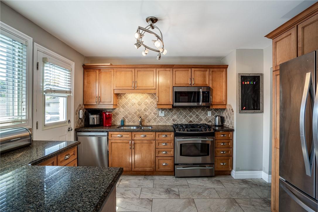 30 Crystal Court, Hamilton, Ontario  L8E 1M1 - Photo 13 - H4205318