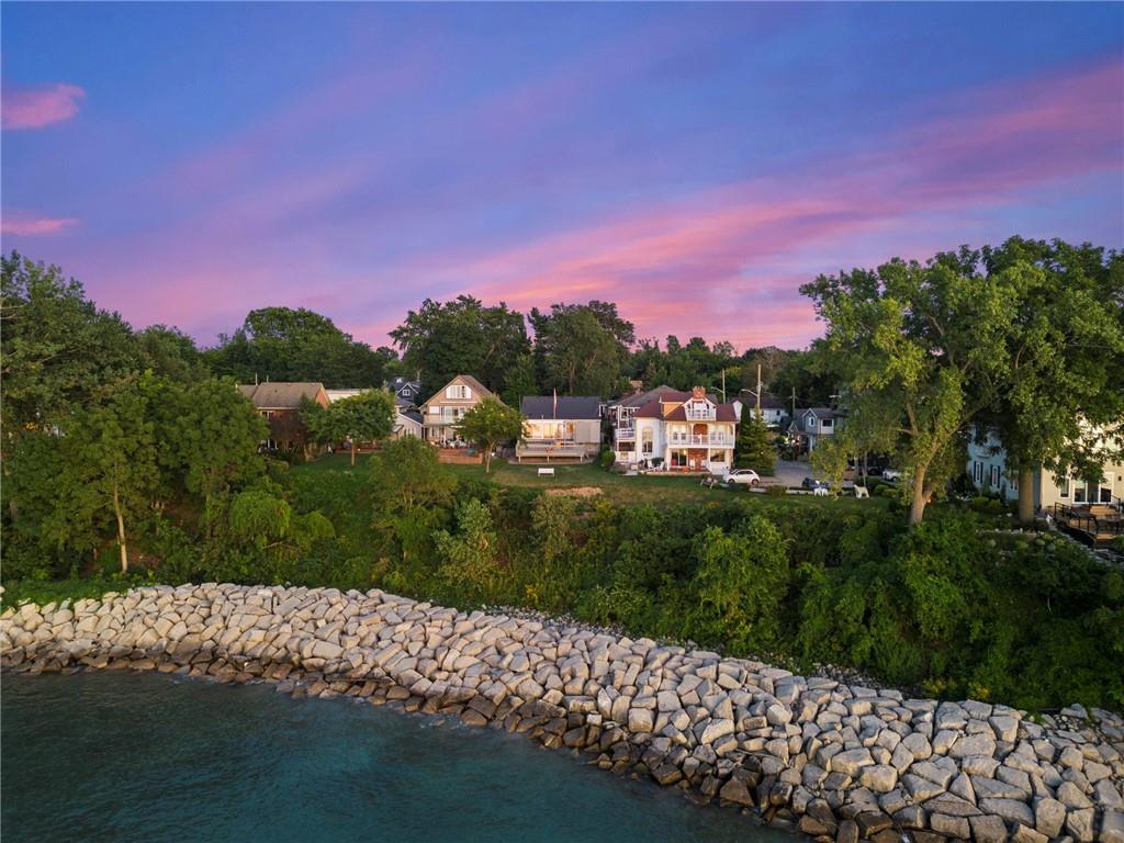 20 Peel Street, St. Catharines, Ontario  L2N 7N8 - Photo 1 - H4205390