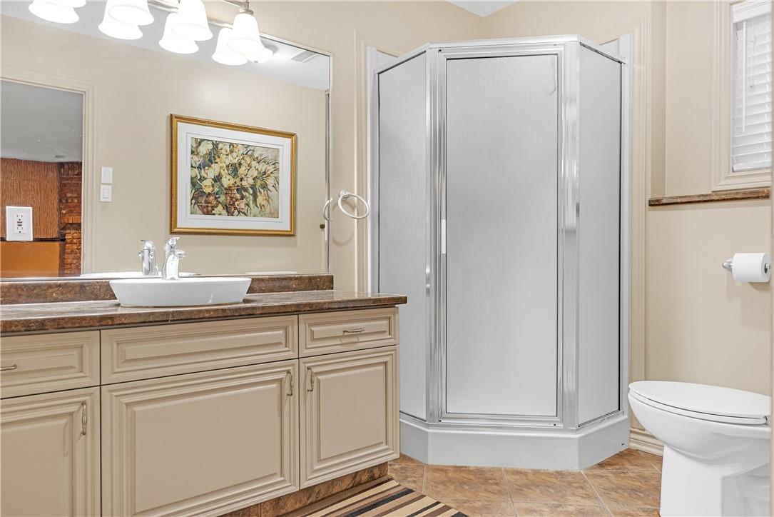 20 Peel Street, St. Catharines, Ontario  L2N 7N8 - Photo 27 - H4205390