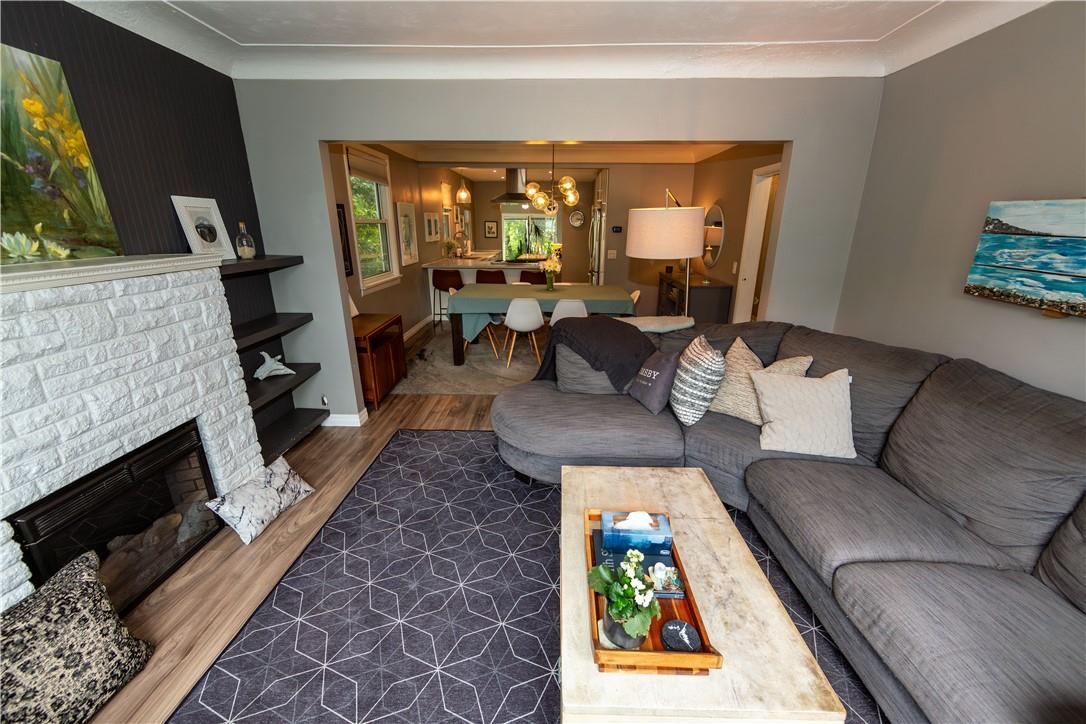 264 Beach Boulevard, Hamilton, Ontario  L8H 6W1 - Photo 3 - H4205485