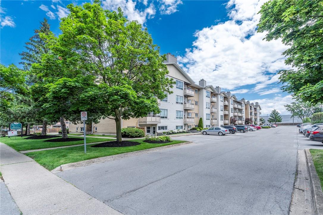 78 Roehampton Avenue, Unit #116, St. Catharines, Ontario  L2M 7W9 - Photo 21 - H4205495