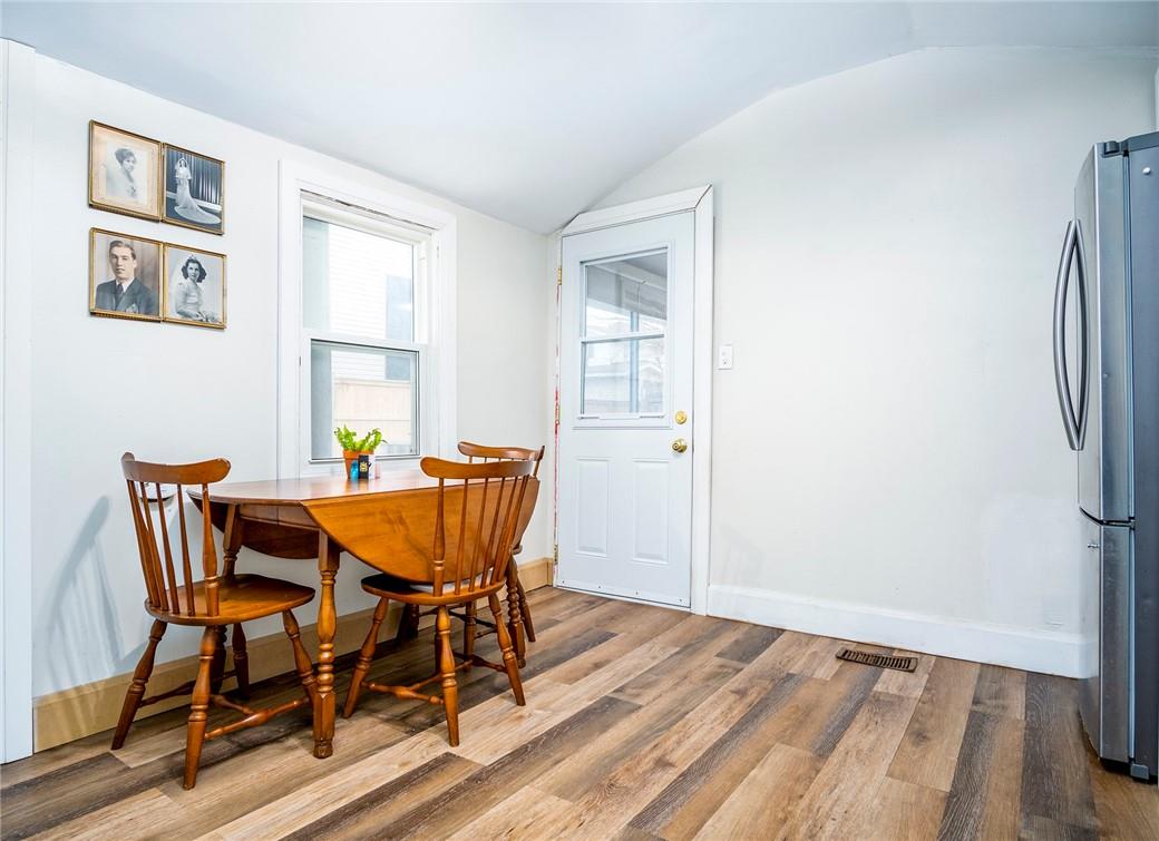193 Locke Street N, Hamilton, Ontario  L8R 3B1 - Photo 6 - H4205501