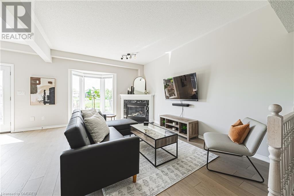 2268 Greenway Terrace, Burlington, Ontario  L7M 4N5 - Photo 5 - 40640377