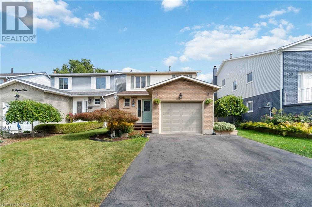 57 Bayview Drive, Grimsby, Ontario  L3M 4Z8 - Photo 1 - 40640388