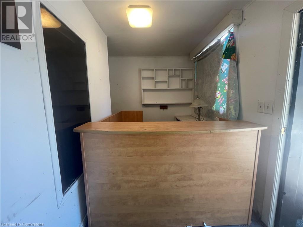 46 Kitchener Avenue, Brantford, Ontario  N3S 1A4 - Photo 9 - 40641159