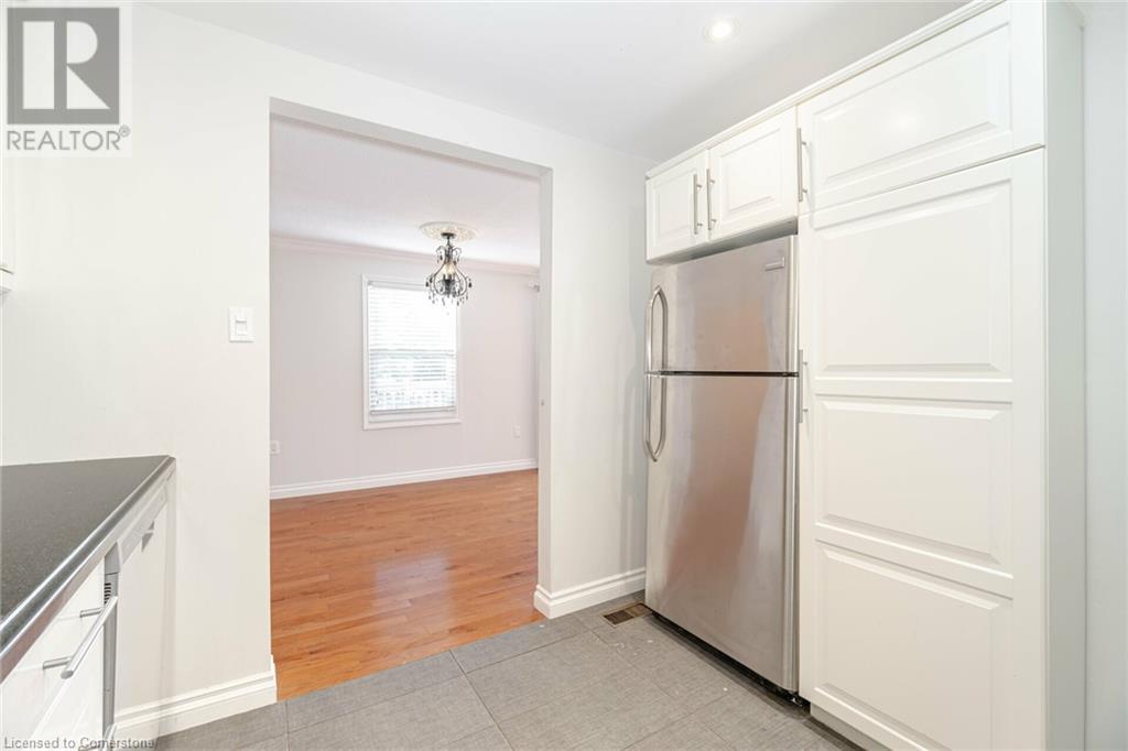 290 Pine Street, Milton, Ontario  L9T 1K6 - Photo 16 - 40641157